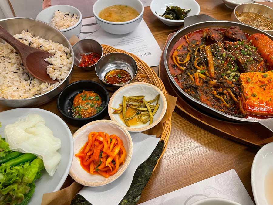 제주도-한식-맛집-고집돌우럭-중문점-후기-15.jpg