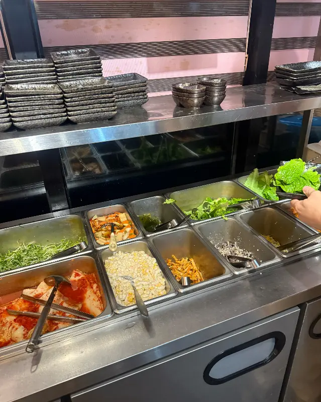 흑돼지 오겹살의 쫀득함이 느껴지는 단면