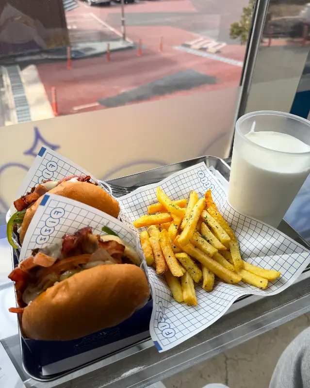 햄버거와 감자튀김, 쉐이크