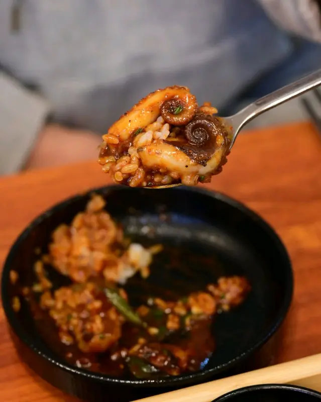 탱글탱글한 쭈꾸미 한 입, 입안 가득 퍼지는 불향