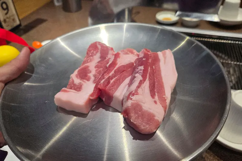 맛있게 익은 돼지고기
