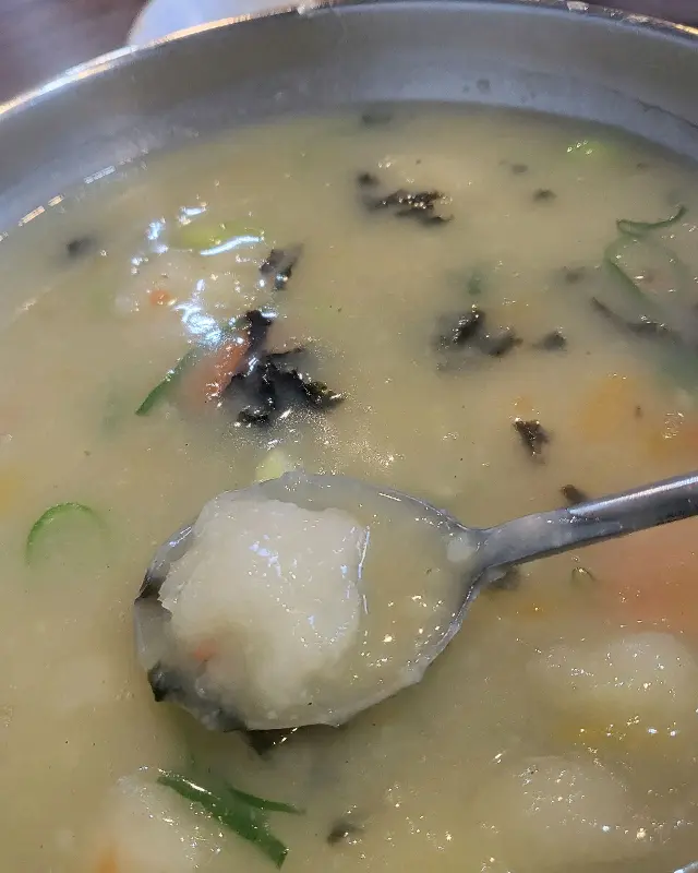 옹심이칼국수 옹심이