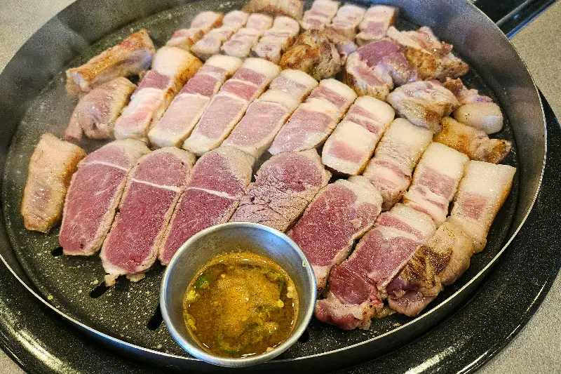 초벌된 난축맛돈