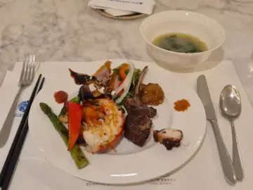 황홀한 미식의 향연, 서귀포 랜딩다이닝에서 맛보는 잊지 못할 제주 맛집