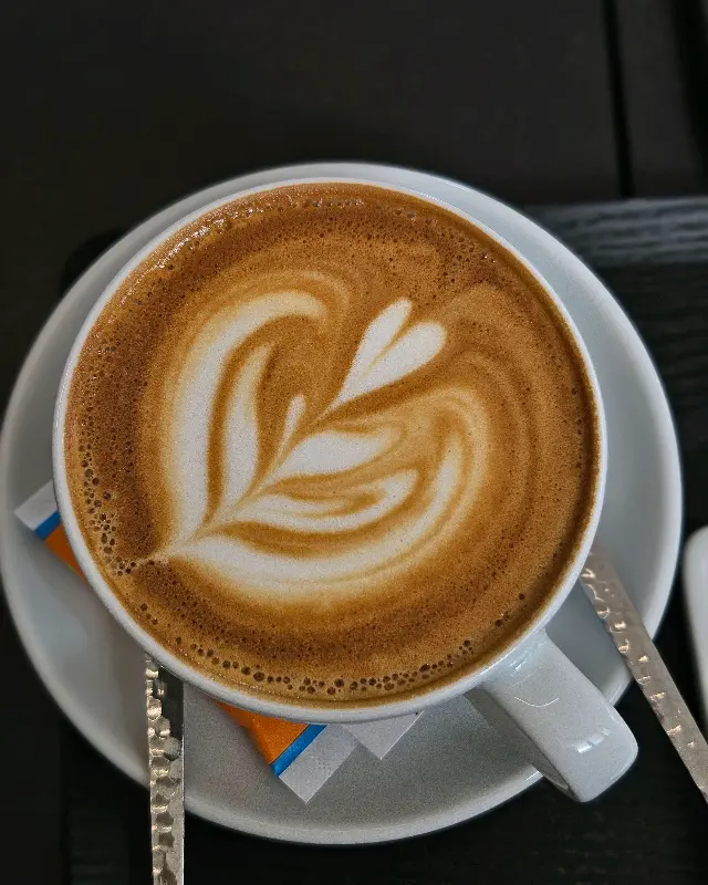 귀리 우유 라떼