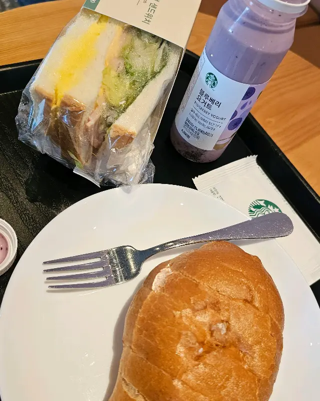 음료와 샌드위치