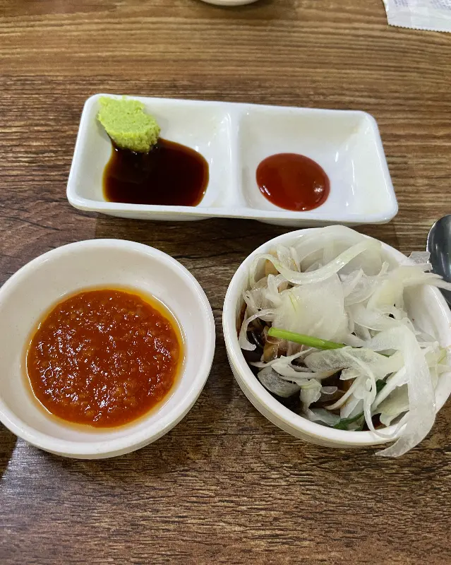 고등어회와 함께 먹으면 환상적인 조합의 밑반찬들