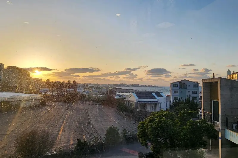 저녁 노을이 지는 풍경