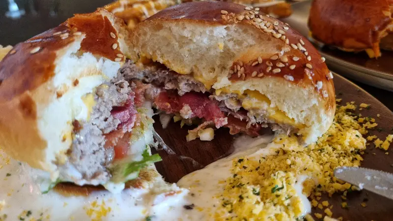 화이트킹 버거 단면