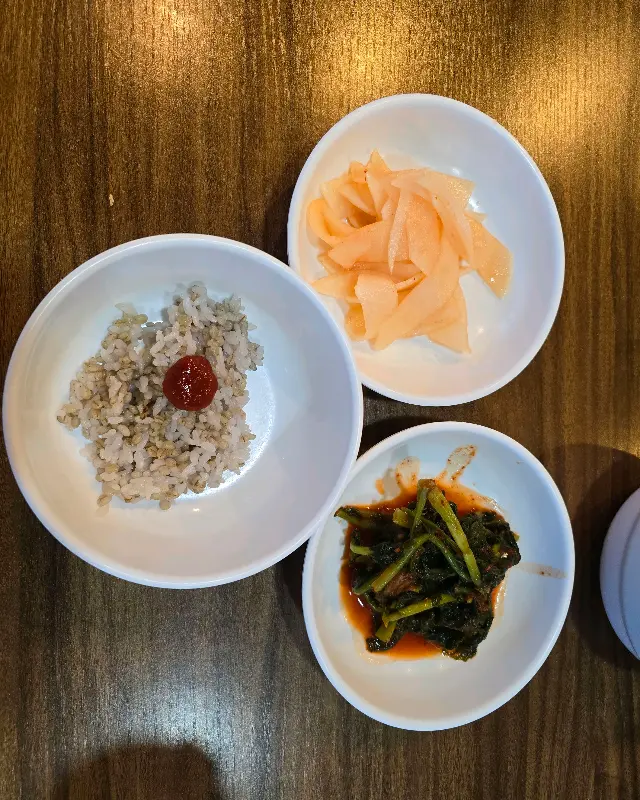 보리밥과 밑반찬