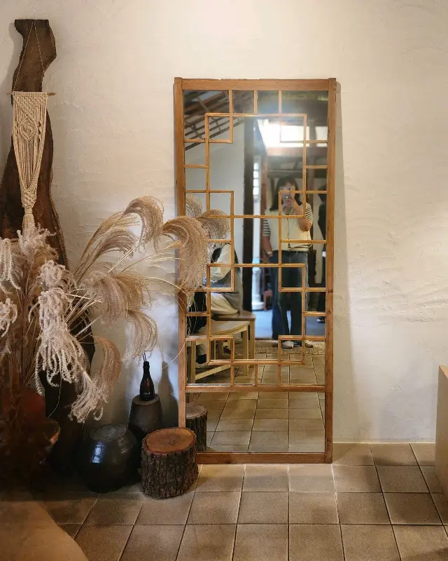 카페 내부 소품