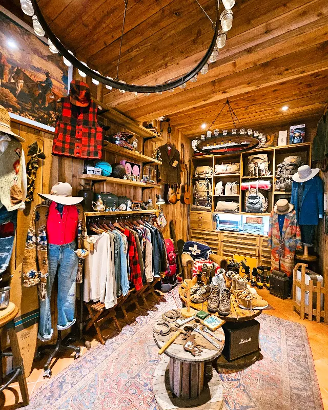 모자 판매 공간