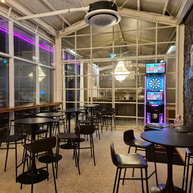 카페 내부 테이블