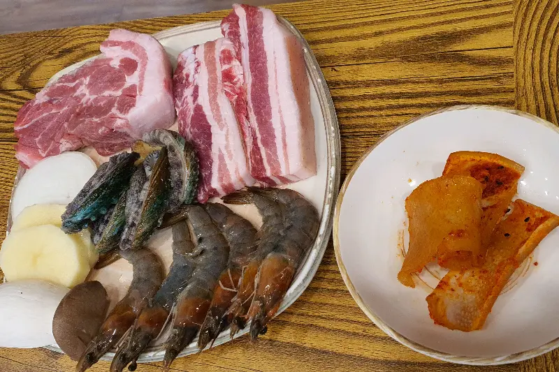 만복 흑돼지 스페셜 세트 구성