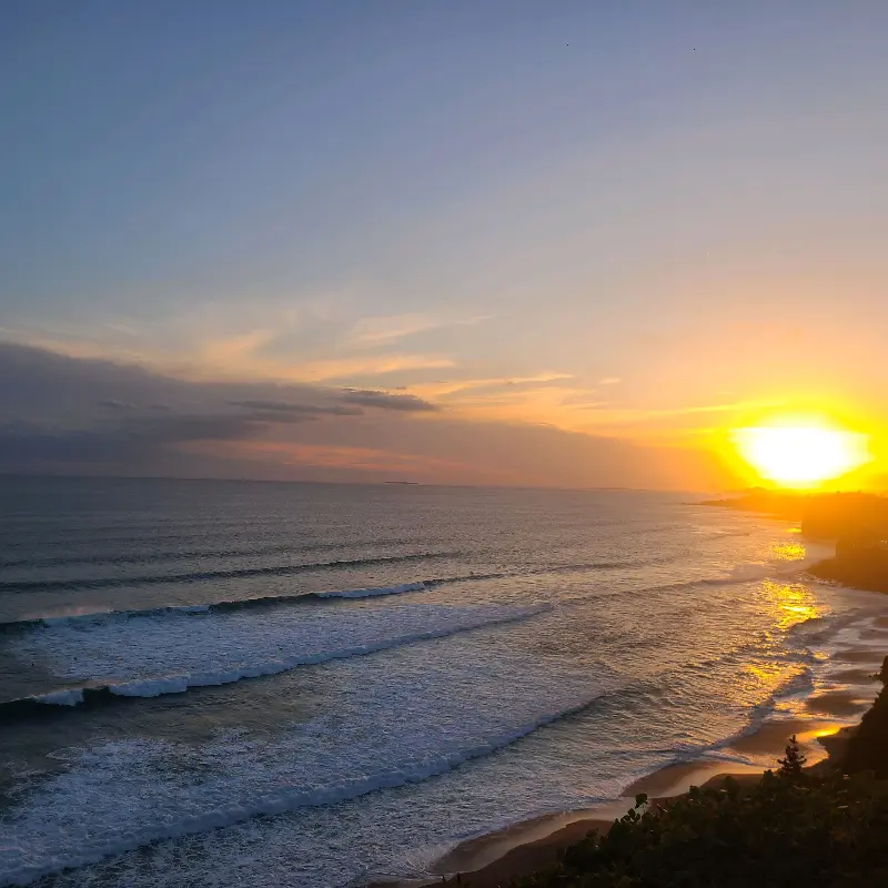카페에서 바라본 아름다운 노을