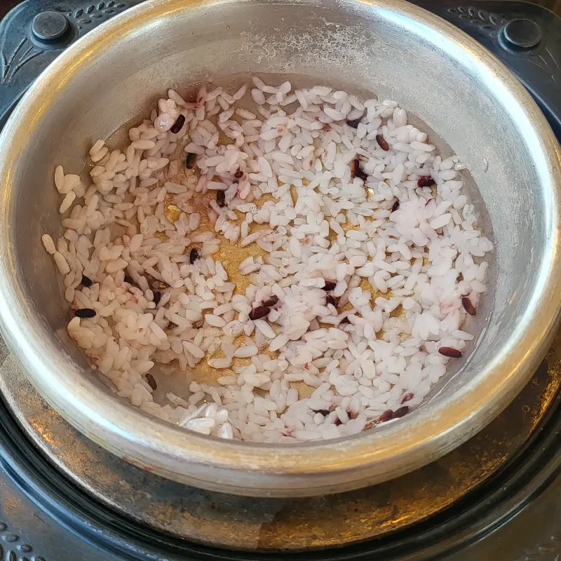 푸른 애월 바다를 바라보며 즐기는 식사