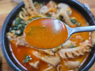 해장의 정수를 맛보다, 중문에서 만나는 산지해장국 한 그릇의 풍미: 서귀포 맛집 기행