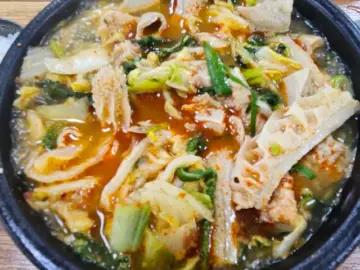 속 풀리는 칼칼함! 서귀포 중문 맛집, 산지해장국에서 찾은 인생 해장의 레전드
