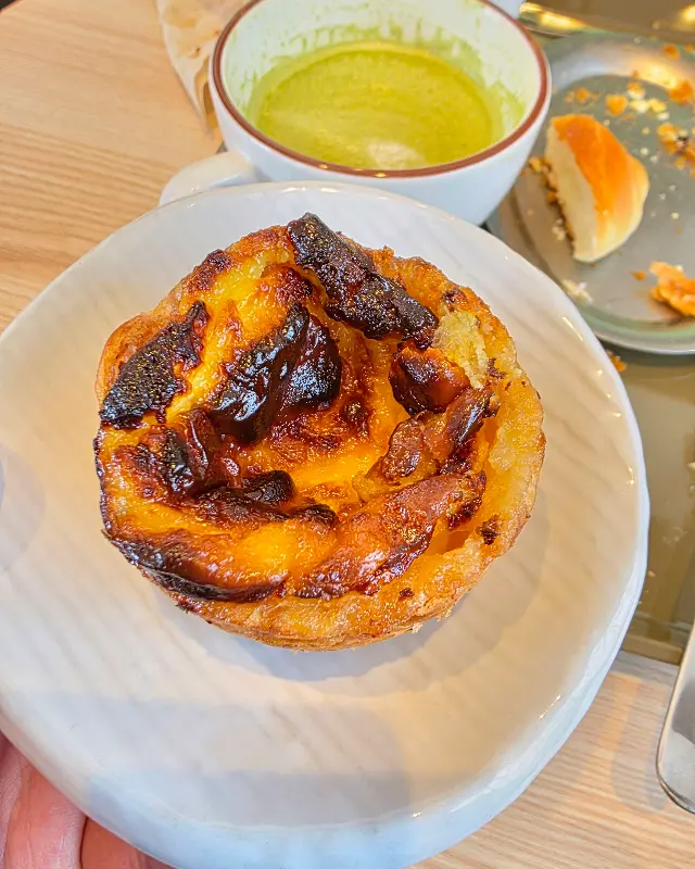 카페 내부 인테리어