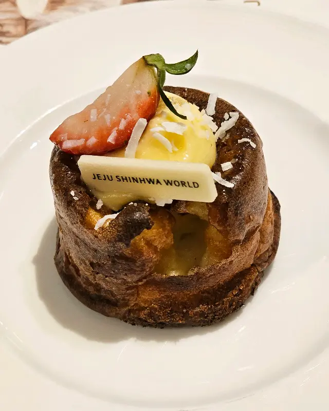 예쁜 디저트 케이크