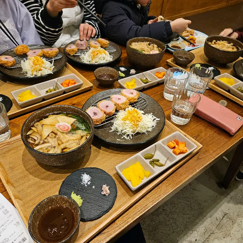 터틀리애 내부 전경