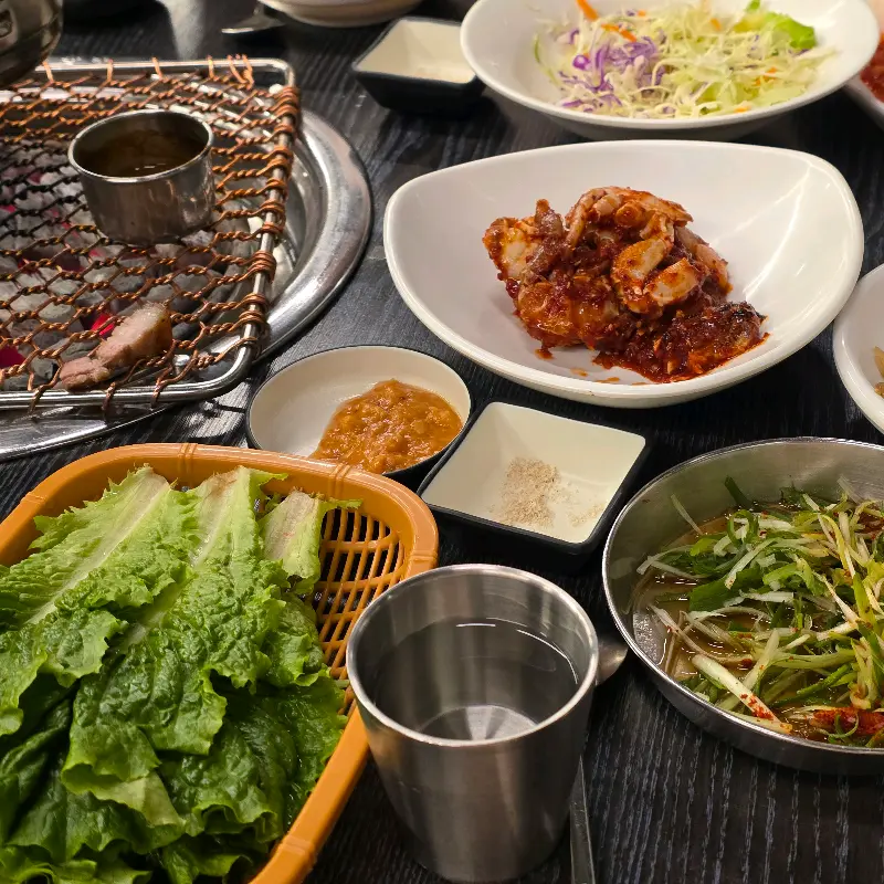 포도원 흑돼지의 밑반찬