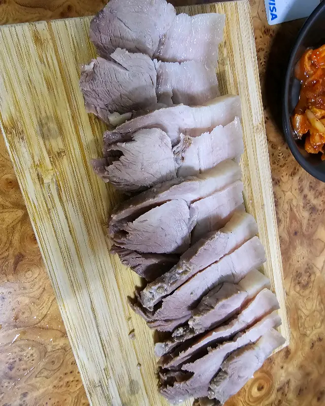 돔베고기의 모습