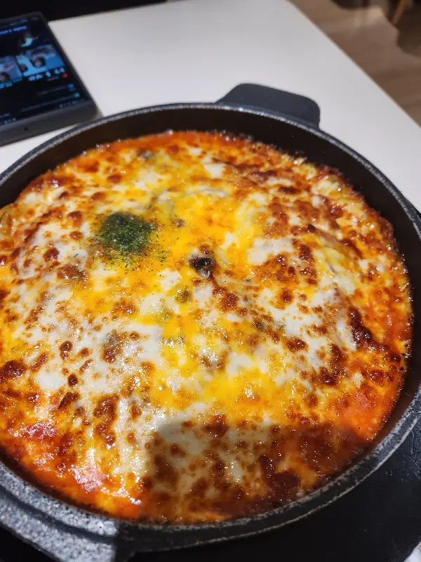 치즈오븐 스파게티의 황홀한 비주얼