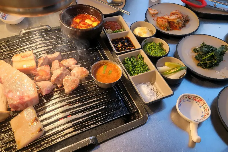 고기 한 상 차림