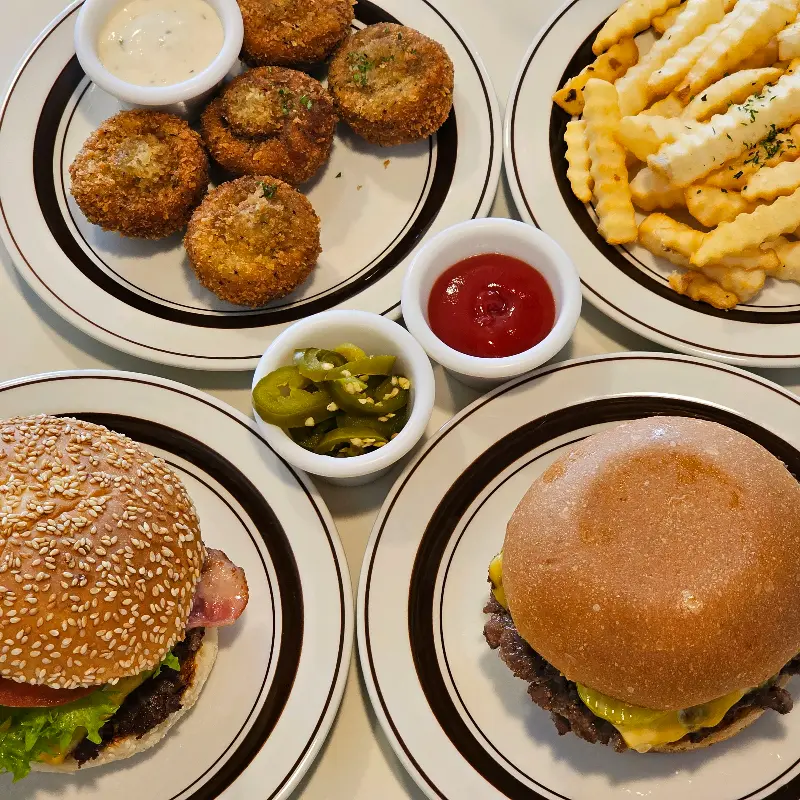 키코 버거, 더블 치즈 버거, 양송이 튀김, 감자튀김