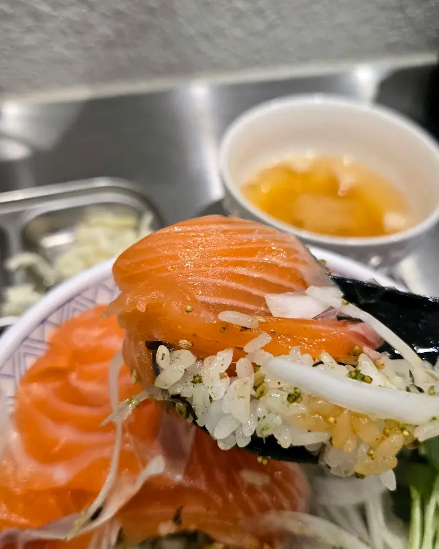 탱글탱글한 면발의 대파 항정살 온소바