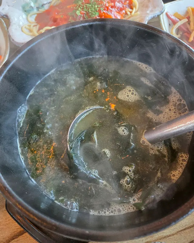 갈치조림 속 잘 익은 무