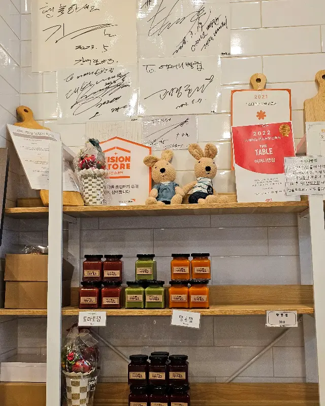 어머니빵집 내부 인테리어