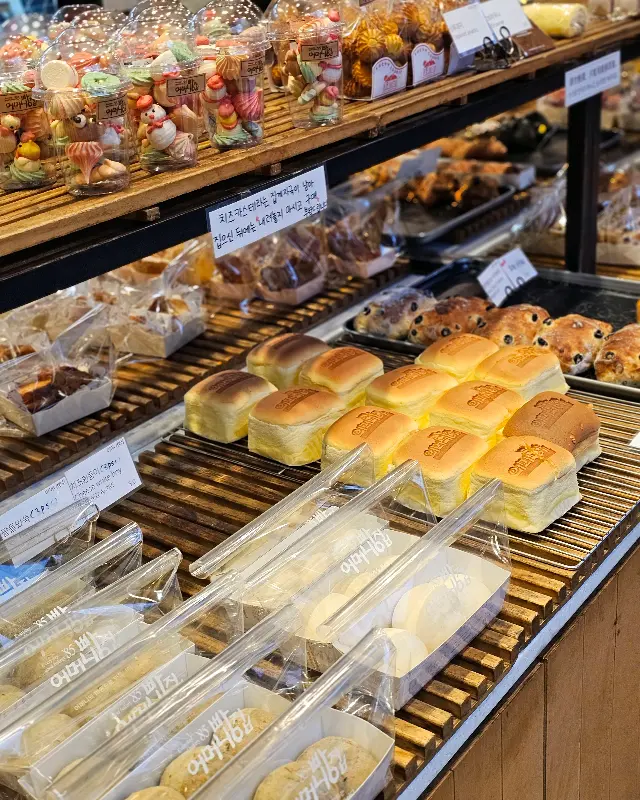 어머니빵집에서 판매하는 롤케이크