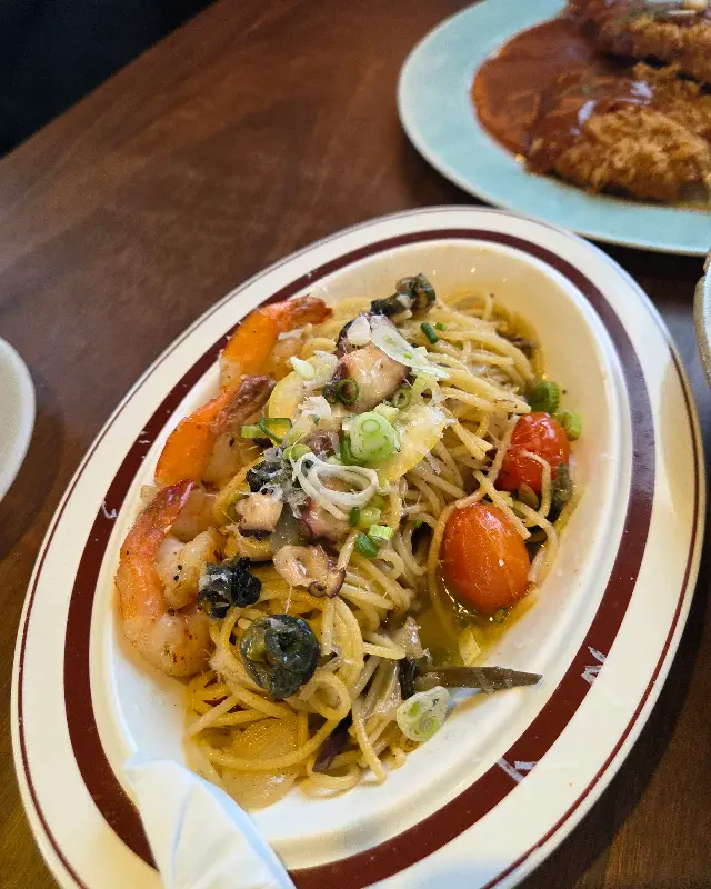 싱싱한 해산물이 듬뿍 들어간 보말 파스타