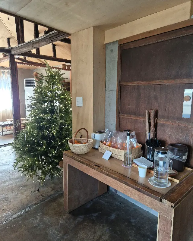 카페 내부 장식