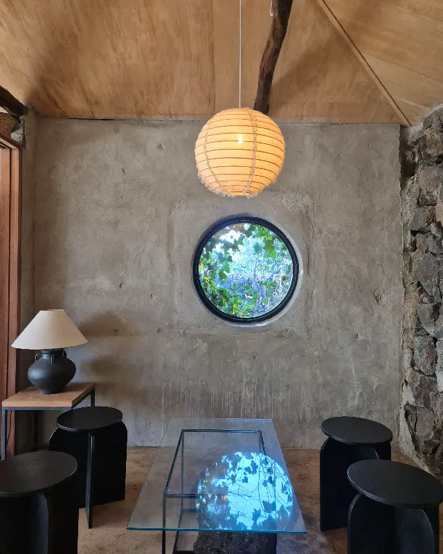 아늑한 카페 내부