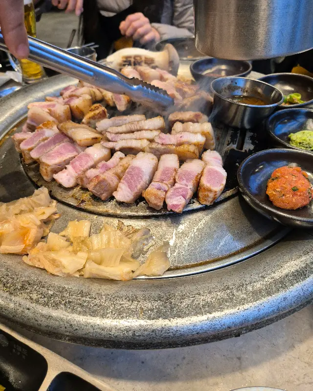 잘 익은 삼겹살