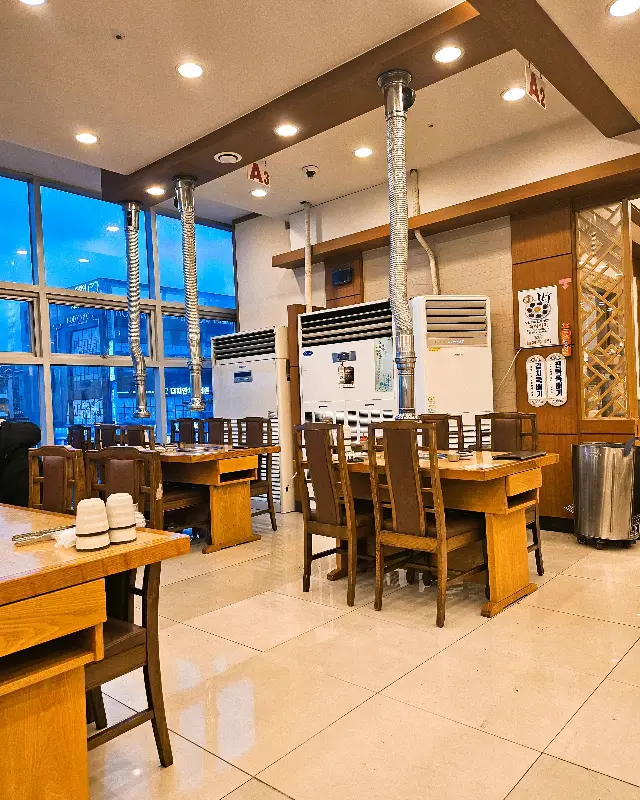 넓고 쾌적한 실내