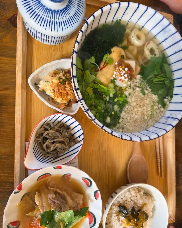 정갈한 한 상 차림