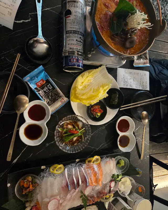 모루쿠다의 푸짐한 한 상 차림