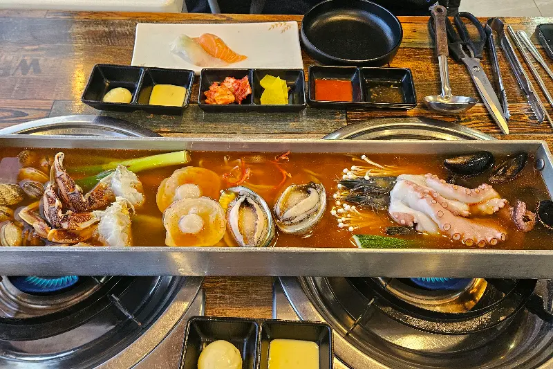 해물 샤브 라면 전체샷