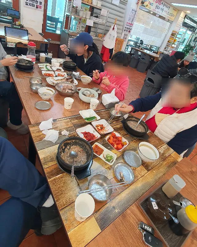 식당 내부 모습