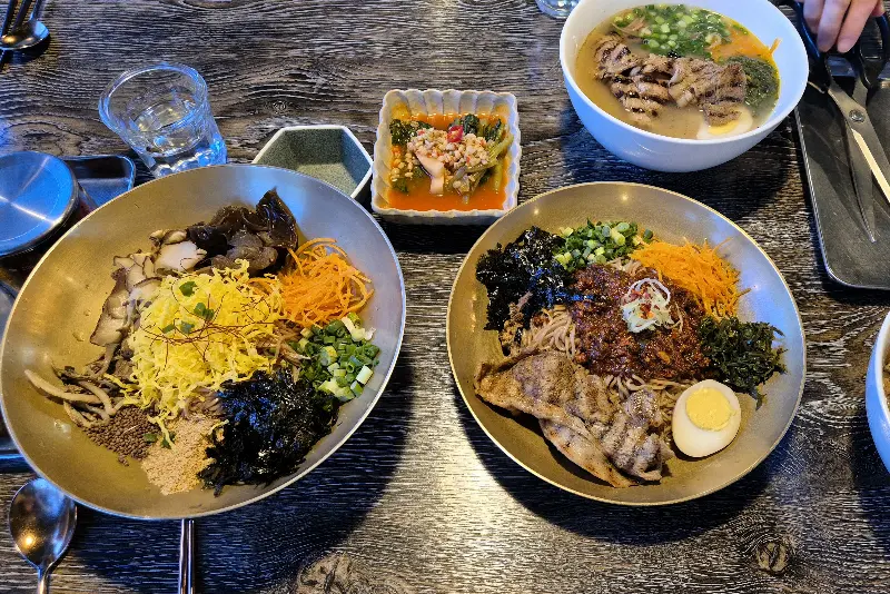 모던돔베 고기국수, 비빔국수