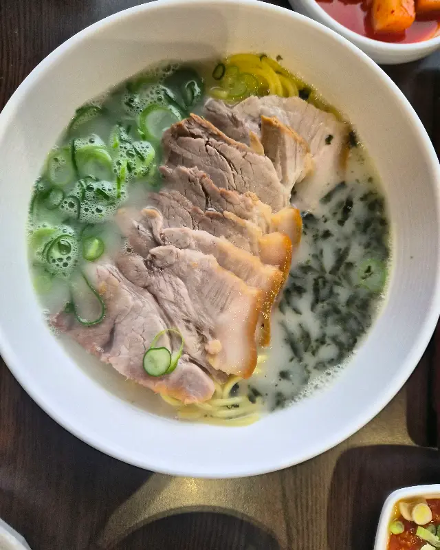 가지런히 놓인 돔베고기