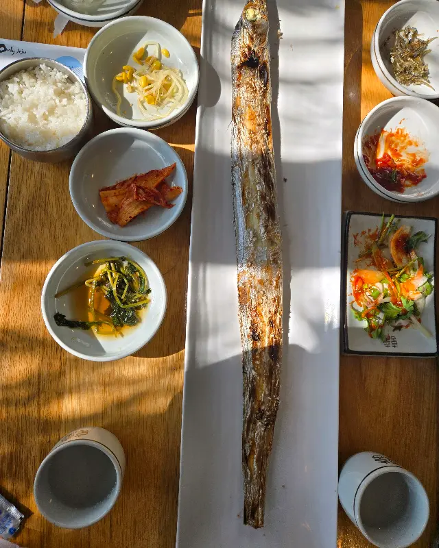 윤기가 흐르는 갈치구이