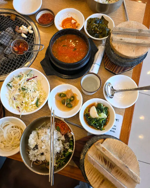 푸짐한 한 상 차림