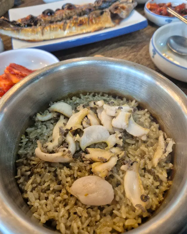 전복돌솥밥 클로즈업