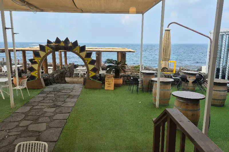 외도339 야외 좌석 사진