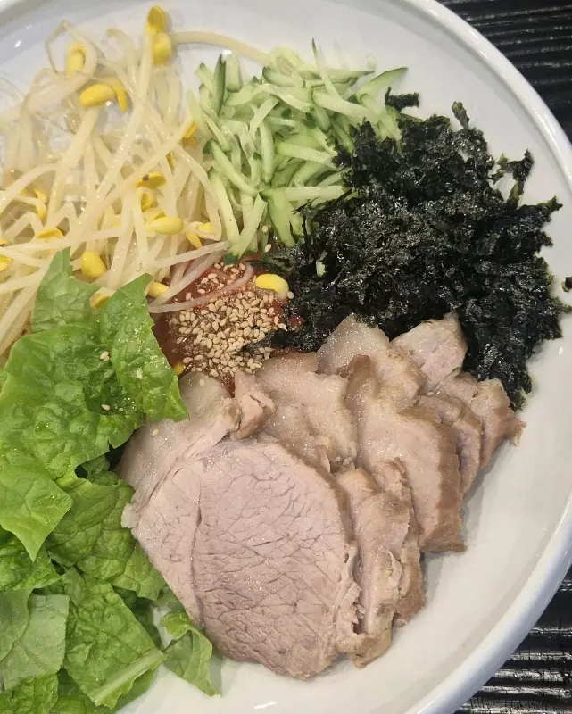 비빔국수 근접샷